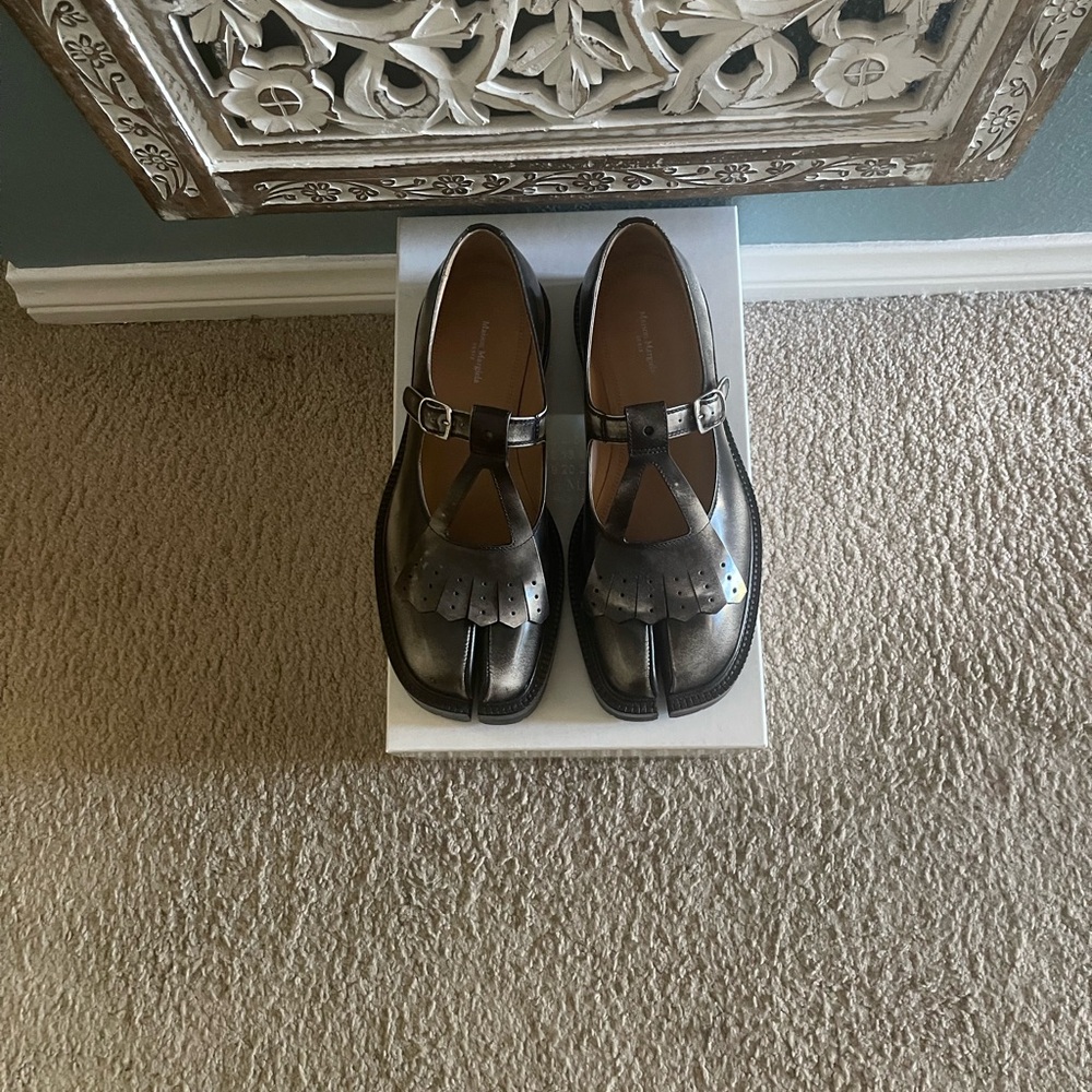 Women’s Margiela Tabi’s Metallic T-Strap Maryjanes never worn.